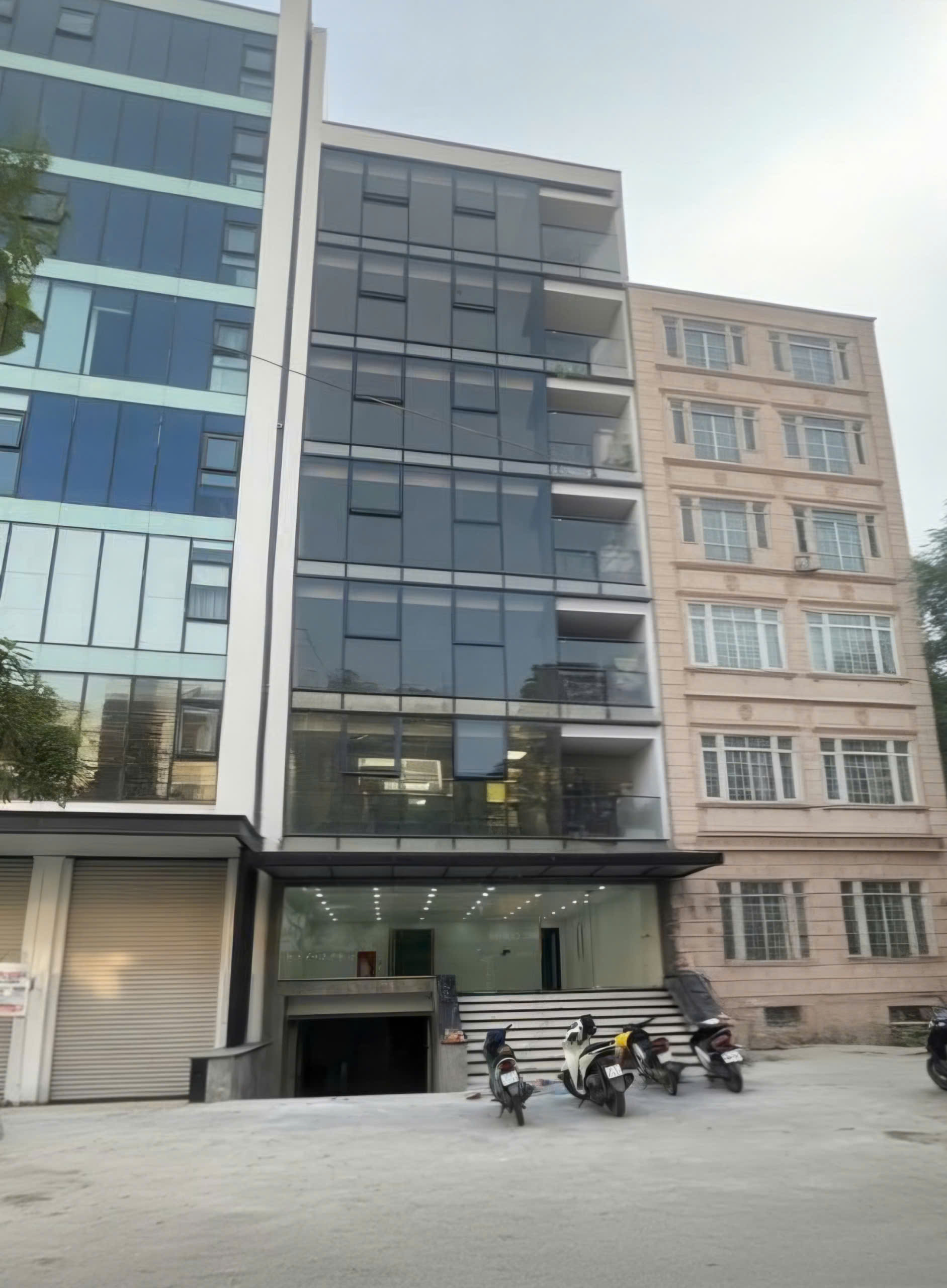 Tôi cho thuê nhà, 136m2- 7T, Bạch Mai, Lạc Trung, Võ Thị Sáu -73 tr