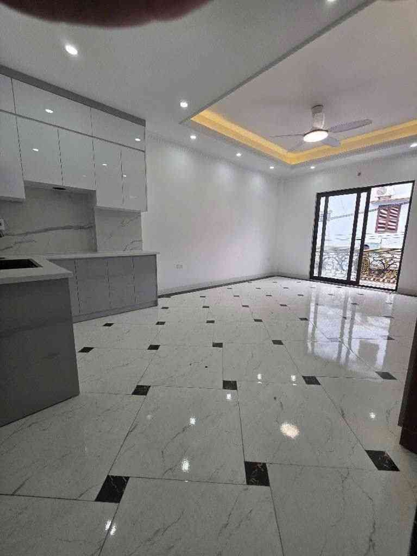 BÁN NHÀ TƯ ĐÌNH, LONG BIÊN 56M2- 6 TẦNG THANG MÁY- Ô TÔ TRÁNH- 13.6 TỶ