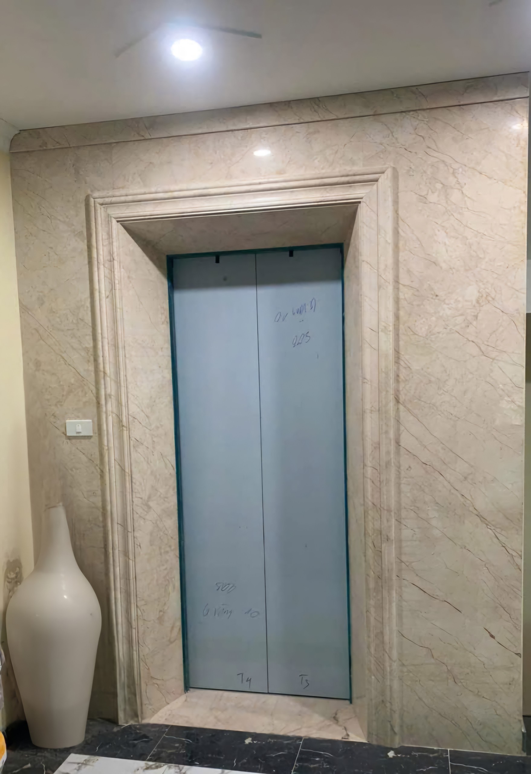 Cho thuê nhà, Trung Hòa, Vũ Phạm Hàm, Trần Kim Xuyến; 121m2* 4T -37 tr