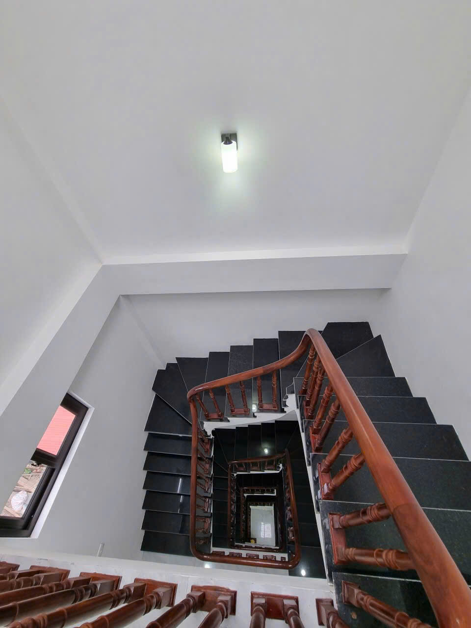 Cho thuê nhà, Trung Hòa, Vũ Phạm Hàm, Trần Kim Xuyến; 121m2* 4T -37 tr-3