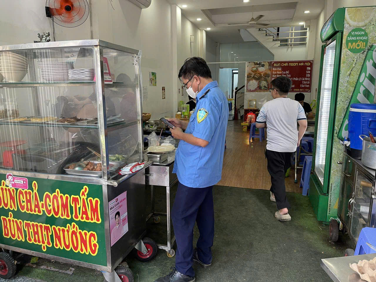 Quận 2 , SANG RẺ QUÁN CƠM TẤM – BÚN CHẢ  4m x 17m , Mb thuê16tr, KDC An Phú, Khu VP cty, Chung Cư, Tel : 0906397651 ( Chính chủ )-3