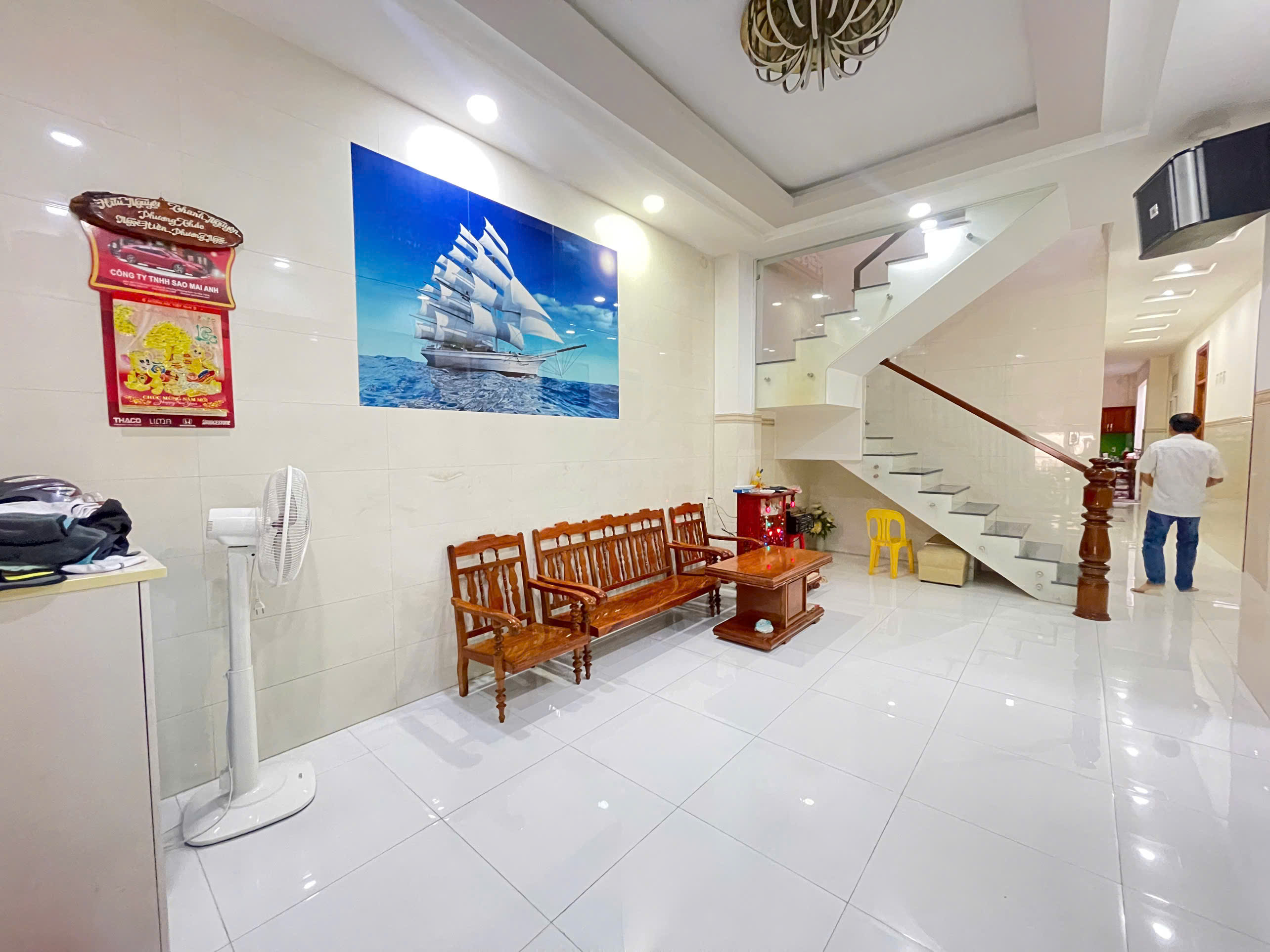 Bán nhà mặt tiền  Tô Vĩnh Diện, Phương Sài Nha Trang, ngang 7,7m 130tr/m2