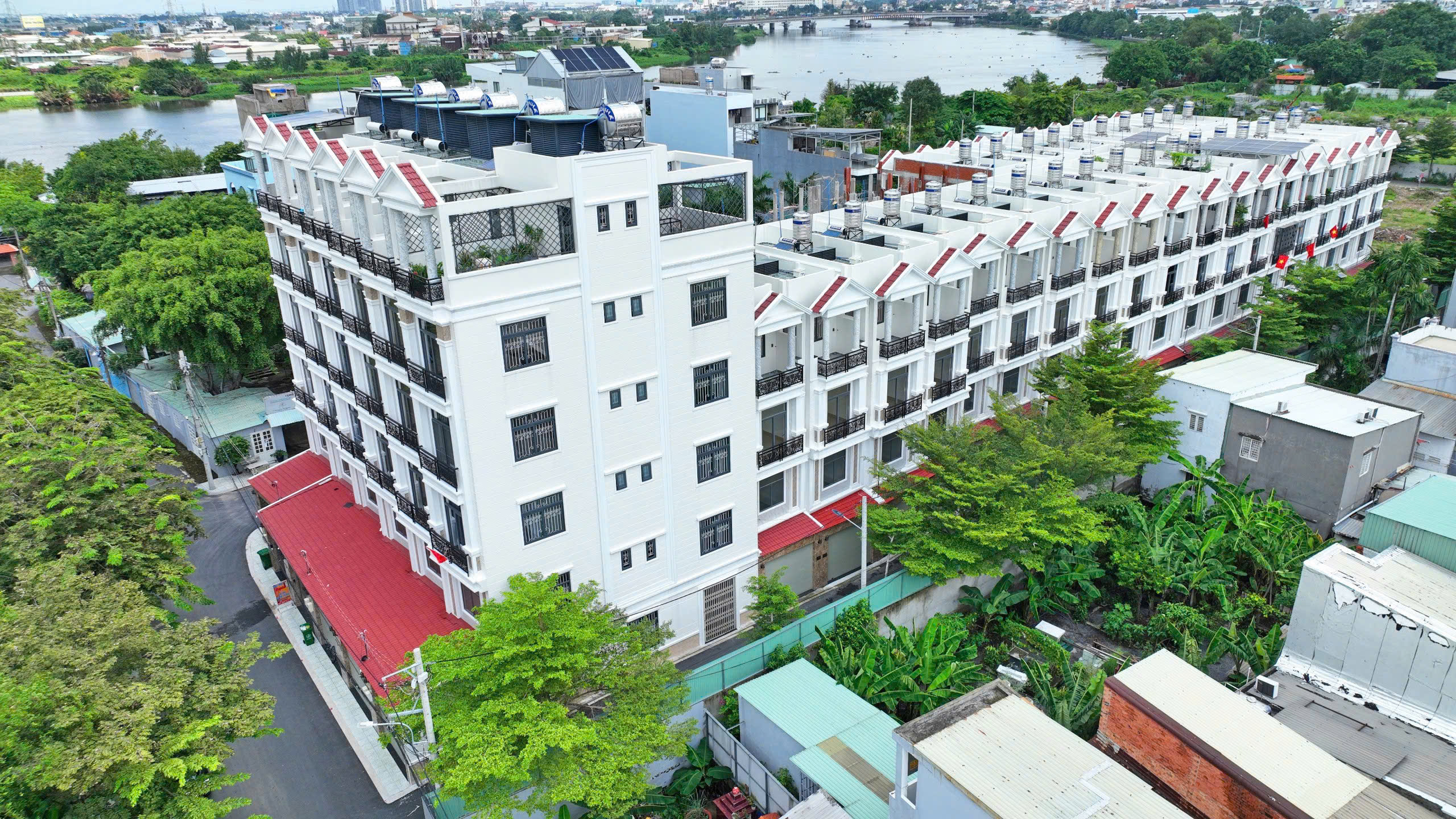 Nhà Mới 4 Tầng Khu Đồng Bộ Ven Sông – Quốc Lộ 13, Hiệp Bình Phước, TP Thủ Đức