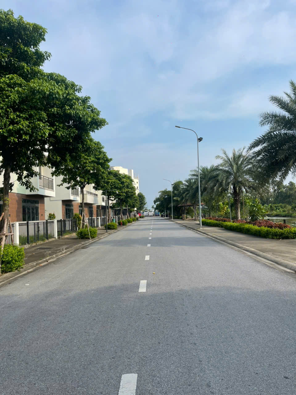 CĂN NGOẠI GIAO DUY NHẤT – VIEW SÔNG TỰ NHIÊN – CHỈ 8 TỶ!