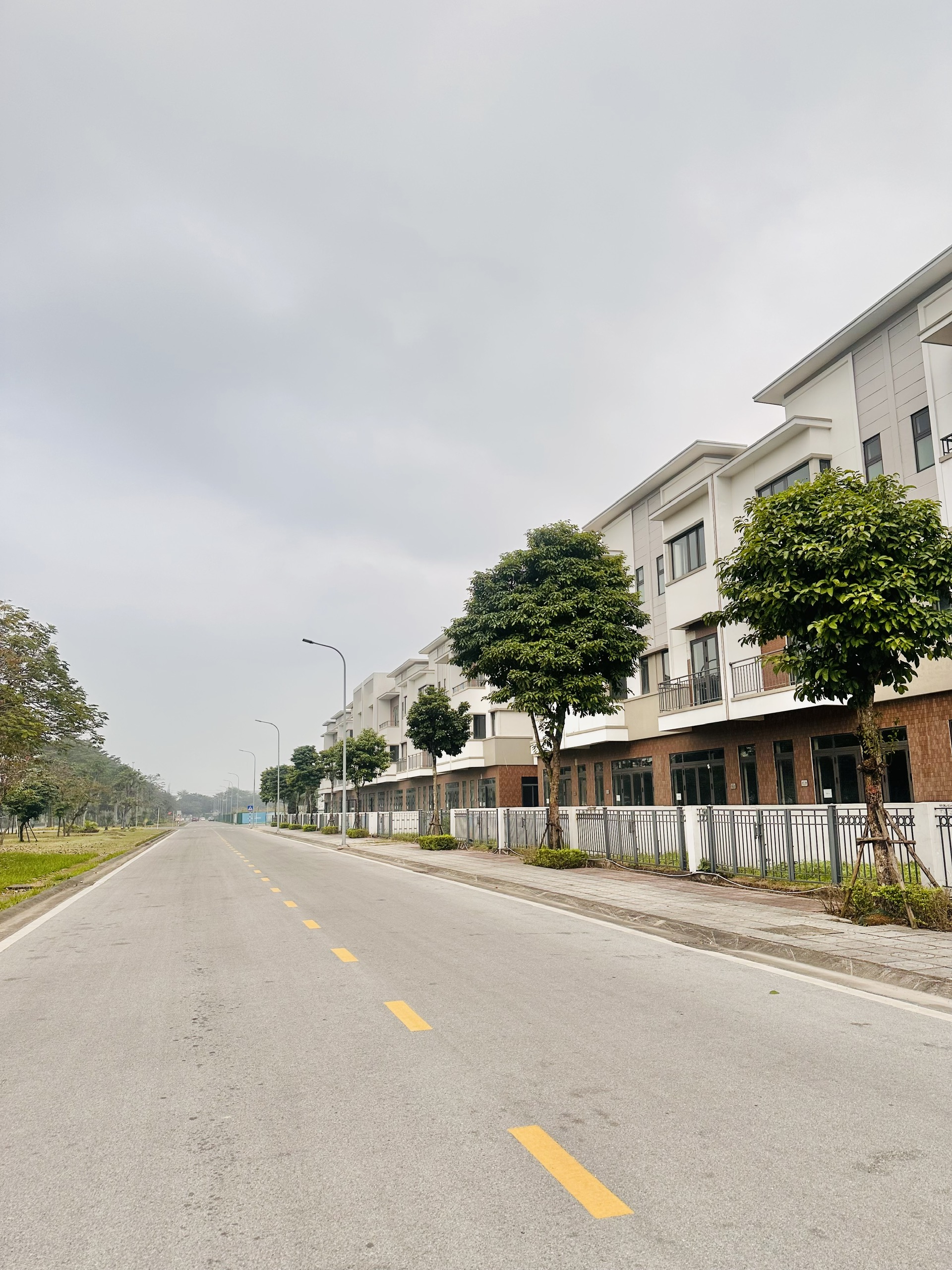 Sophouse mặt ngoài đường lớn – Đã có sổ – Chỉ 10,832 tỷ | Kinh doanh ngay, tạo dòng tiền!