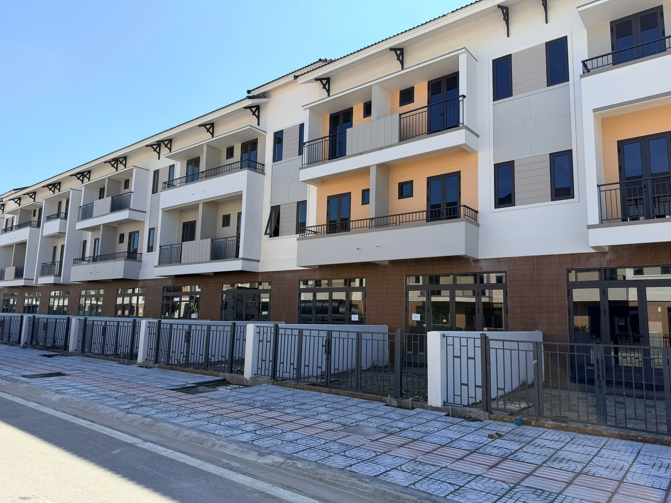 SHOPHOUSE ÁP GÓC – HÀNG HIẾM TẠI CENTA RIVERSIDE