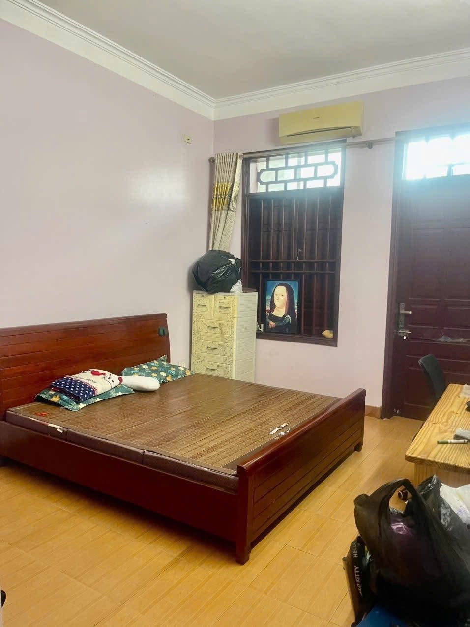 Cho thuê căn nhà 4 tầng KĐT Vạn Phúc, ph Thanh Bình, TP HD, 64m2, 3 ngủ, 4 vs, chỉ 8 tr