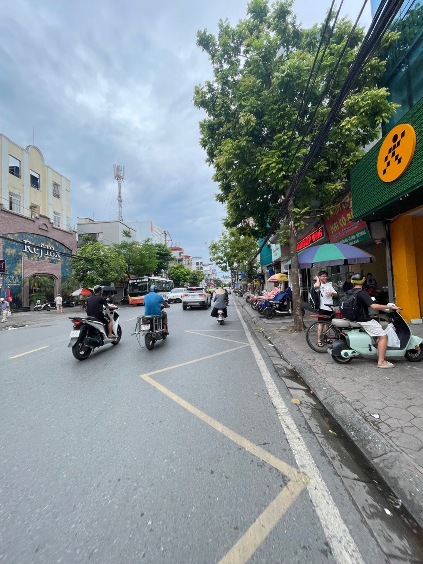 Bán nhà mặt đường Trần Nguyên Hãn - Vị trí vàng kinh doanh