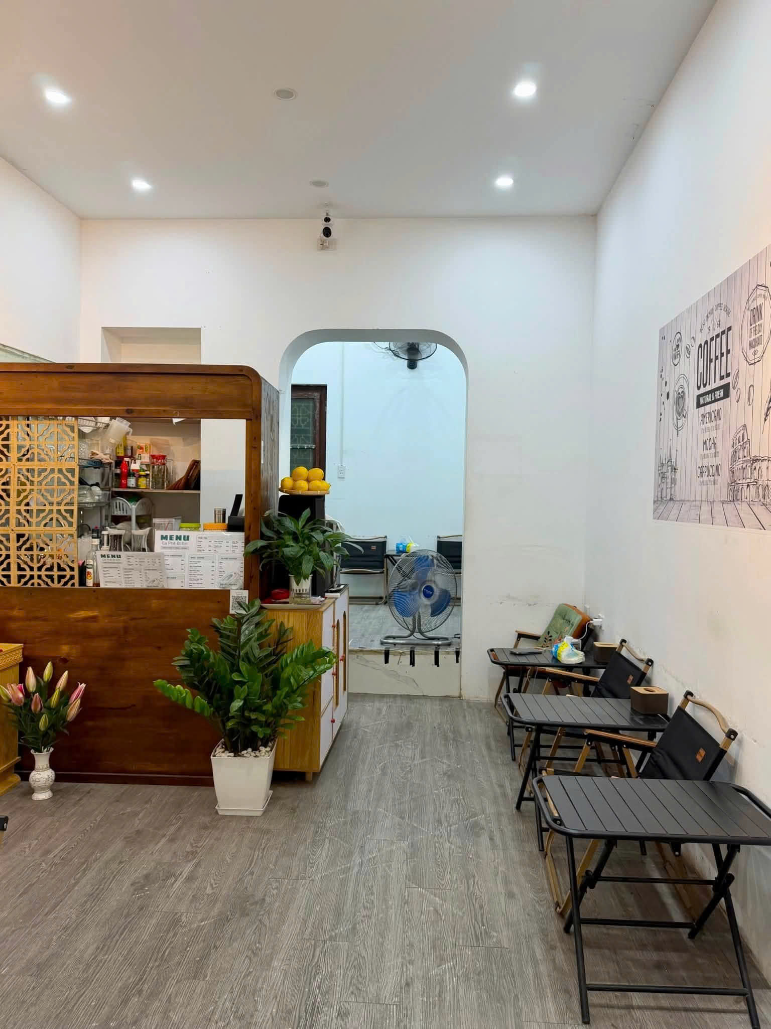 SANG NHƯỢNG QUÁN CAFE TẠI ĐỘI CẤN, BA ĐÌNH, HÀ NỘI - VÀO KINH DOANH NGAY- CHỈ 50TR