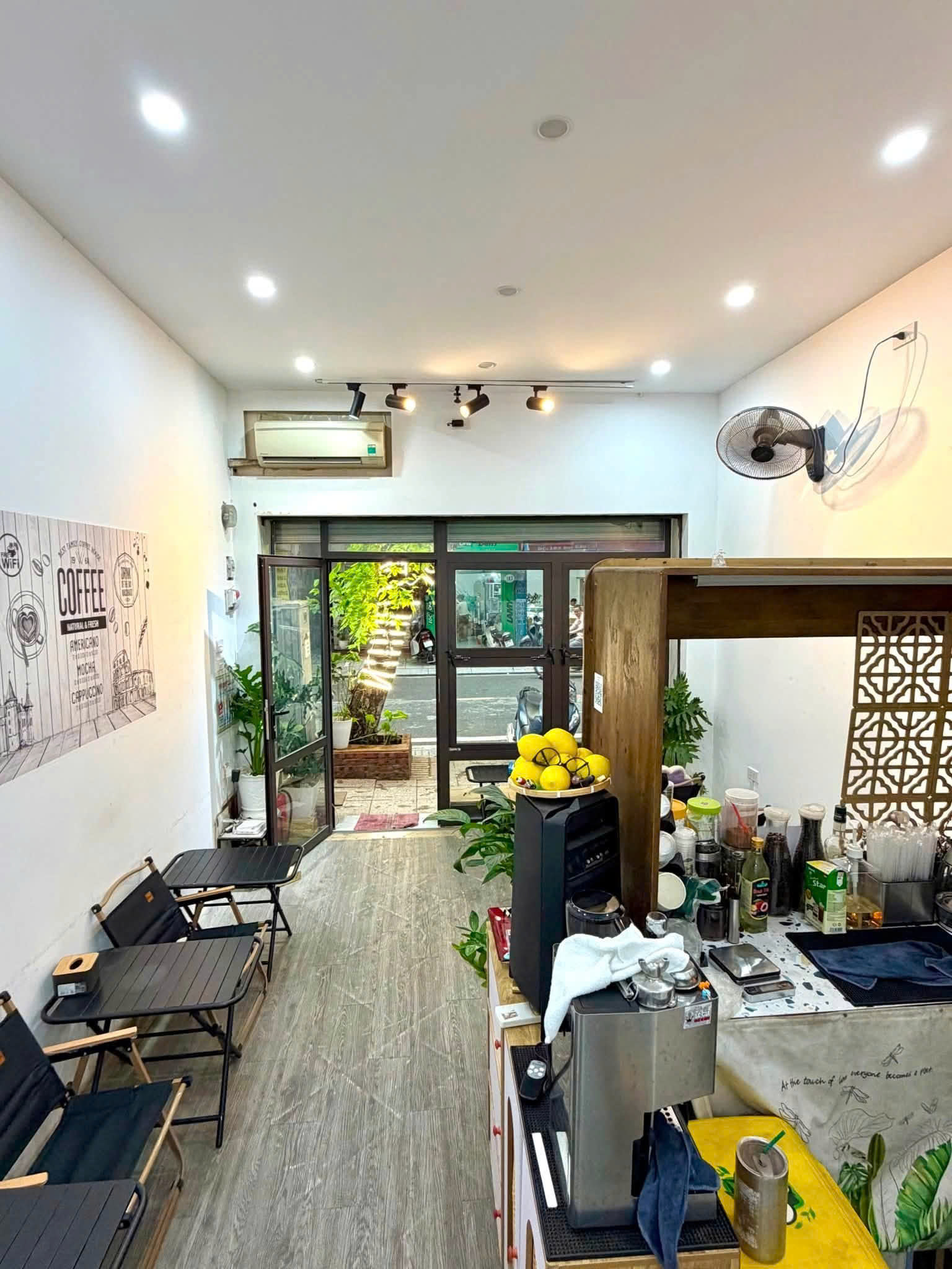 SANG NHƯỢNG QUÁN CAFE TẠI ĐỘI CẤN, BA ĐÌNH, HÀ NỘI - VÀO KINH DOANH NGAY- CHỈ 50TR-3