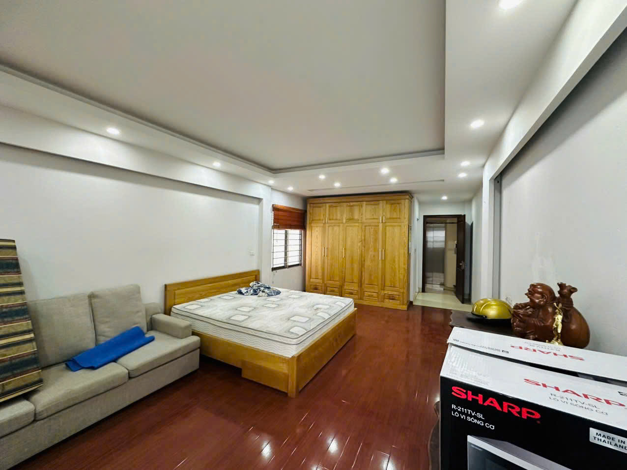 BÁN NHÀ MẶT PHỐ HOÀNG VĂN THÁI – 6 TẦNG THANG MÁY – VỈA HÈ RỘNG - LÔ GÓC - KINH DOANH – GIÁ 18.8 TỶ LH 0975124520