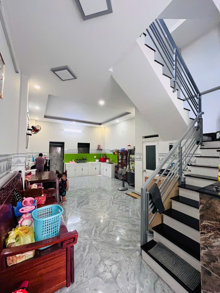 NHÀ CẤP 4  62M, ĐƯỜNG CHIẾN LƯỢC, BÌNH TÂN, HỒ CHÍ MINH