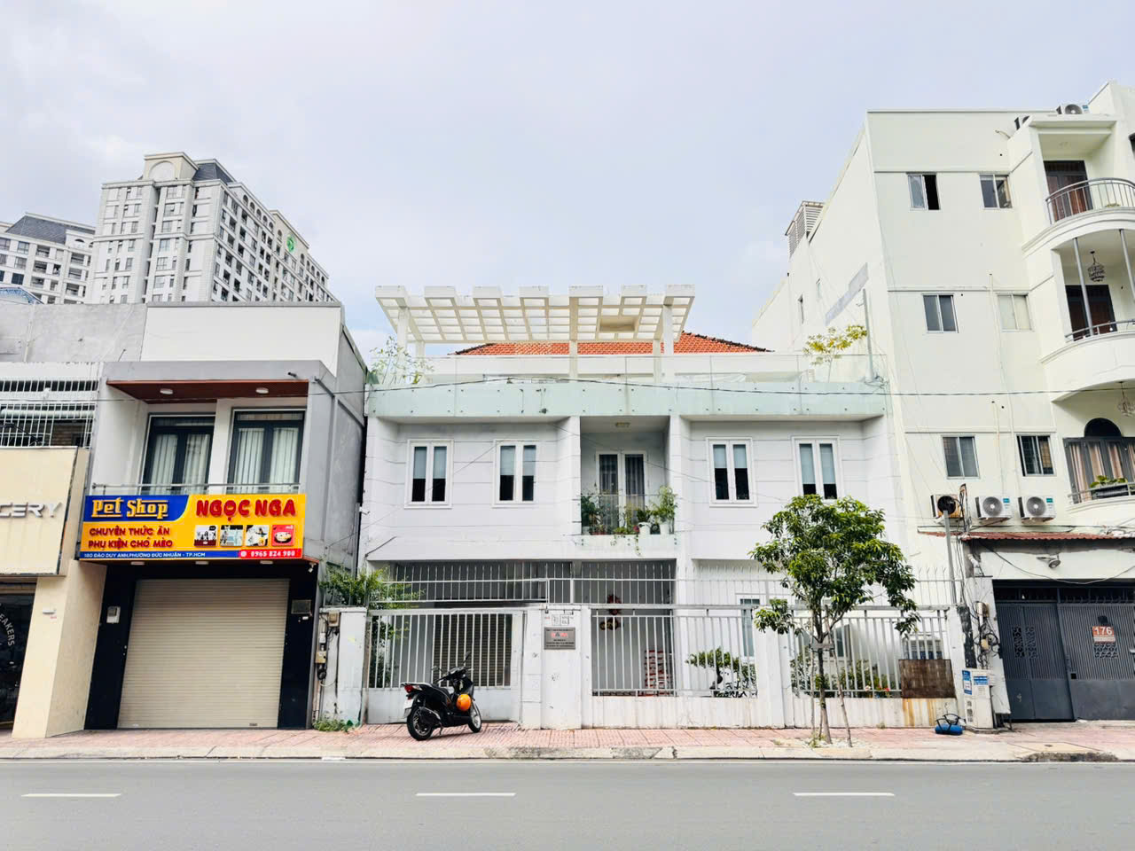 QUẬN PHÚ NHUẬN: CHÍNH CHỦ BÁN NHÀ 3 TẦNG MẶT TIỀN ĐÀO DUY ANH, P.ĐỨC NHUẬN- DT 187M2 NGANG LỚN 12,4M*15,5M VUÔNG VỨC- PHÙ HỢP XÂY BỤI DING VP CTY