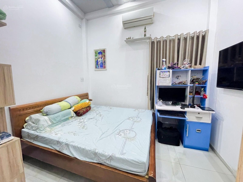 Bán nhà Tám Danh thông Tạ Quang Bửu xe hơi sát cửa, mới đẹp nhỉnh 6 tỷ.-4