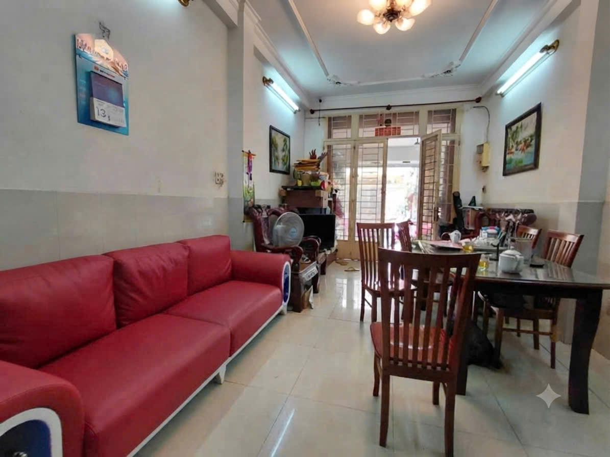 Bán nhà Phạm Văn Hai • 54m² • 1 trệt 3 lầu • 5 PN • Sân thượng • Di chuyển sân bay khoảng 5 ph - 11.x tỷ