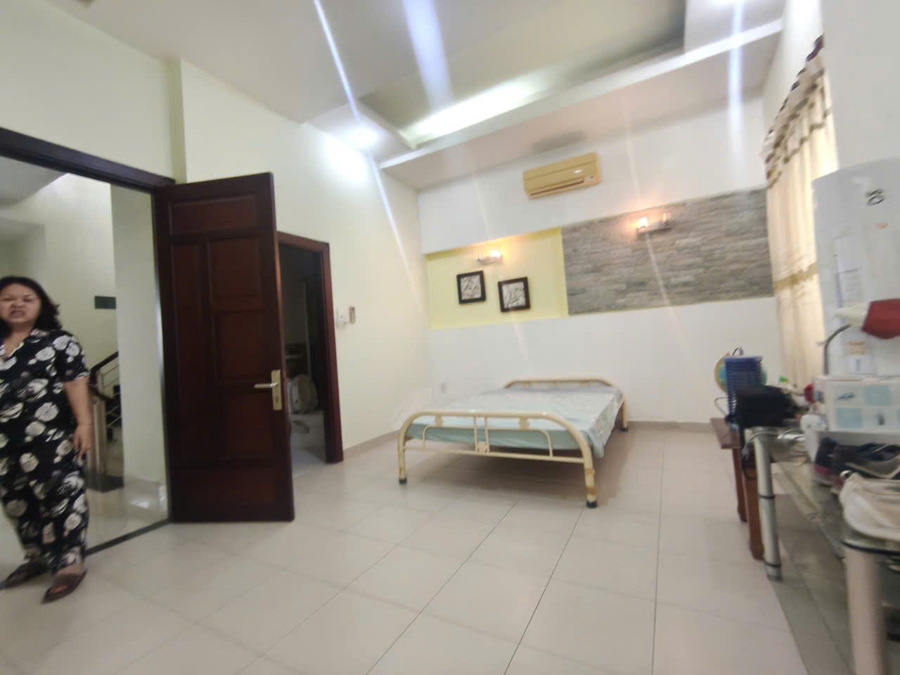 Bán nhà như biệt thự sát Gia Việt tạ Quang Bửu, 6x20m, 3 tầng Chỉ nhỉnh 22 tỷ