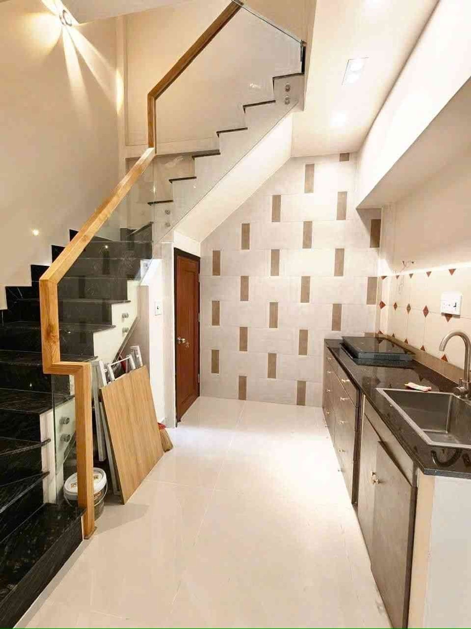Bán nhà đẹp Nguyễn Đình Chiểu – quận 3– 3 tầng BTCT –    2PN rộng – 8.99 tỷ-3