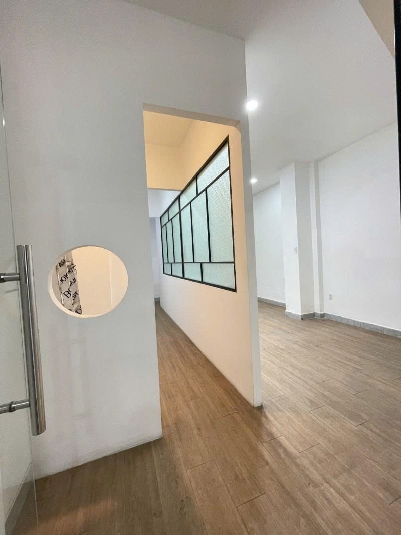 Bán nhà Nhà Mặt tiền Nguyễn Đình Chính -  giao Nguyễn Văn Trỗi, 5x22m, 2 Tầng,  23,8 Tỷ-4