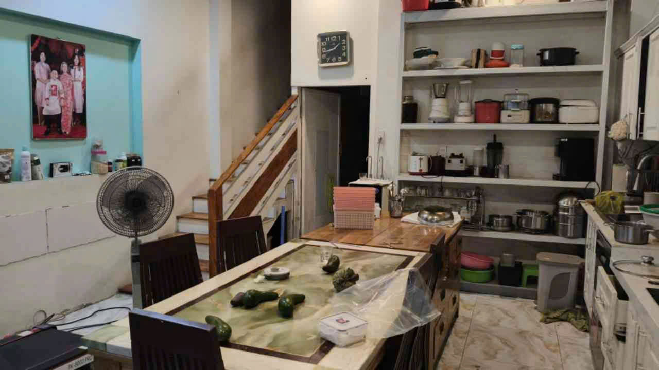 🏡 70m² Trần Hữu Trang – ngang 4.5m – 3 tầng BTCT – hẻm thông cách mặt tiền khoảng 30m – 7.6 tỷ