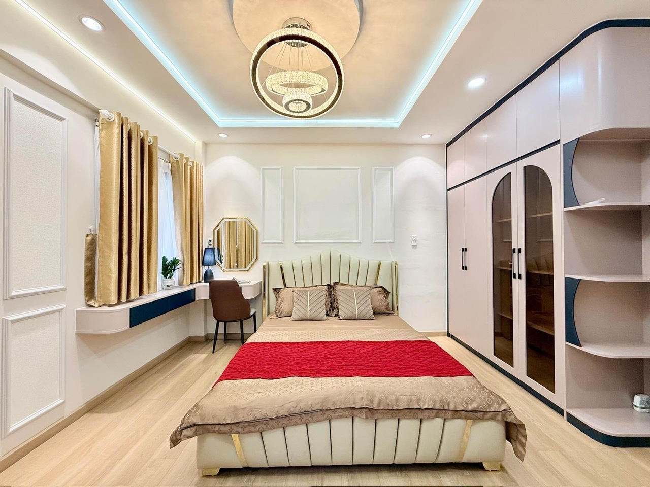 Bán nhà Huỳnh Văn Bánh - Phú Nhuận  Hẻm xe hơi  3 tầng  28m²  5.95 tỷ