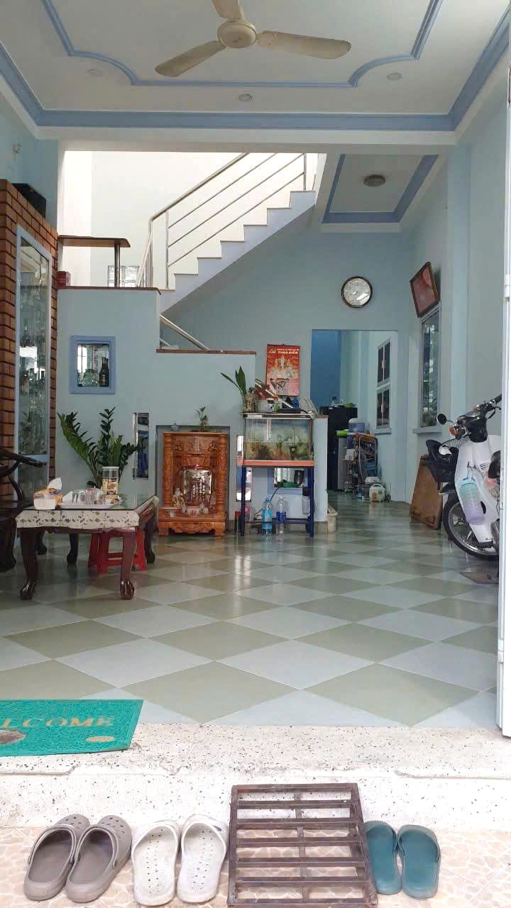 Bán nhà diện tích lớn (4.3x16.7m) Nguyễn Duy P9Q8. Giá: 6.7 tỷ