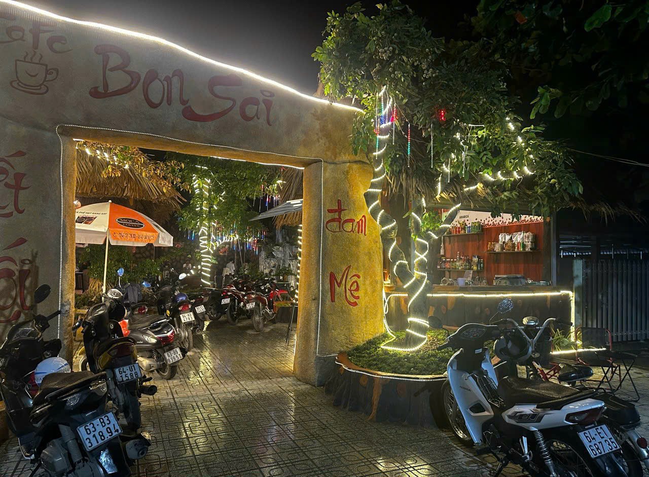 ĐẦU TƯ LÀ SINH LỜI - BÁN QUÁN CAFE SÂN VƯỜN KÈM ĐẤT – Vào Kinh Doanh Ngay