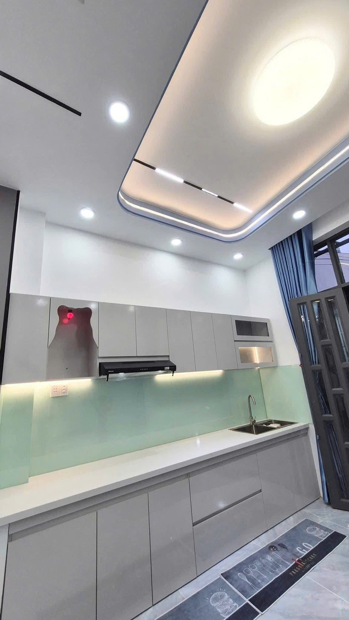 Bán nhà mới 3.4*11m hẻm Hưng Phú P10Q8 P.Chánh Hưng full nội thất