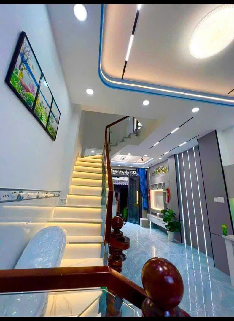 Bán nhà mới 3.4*11m hẻm Hưng Phú P10Q8 P.Chánh Hưng full nội thất