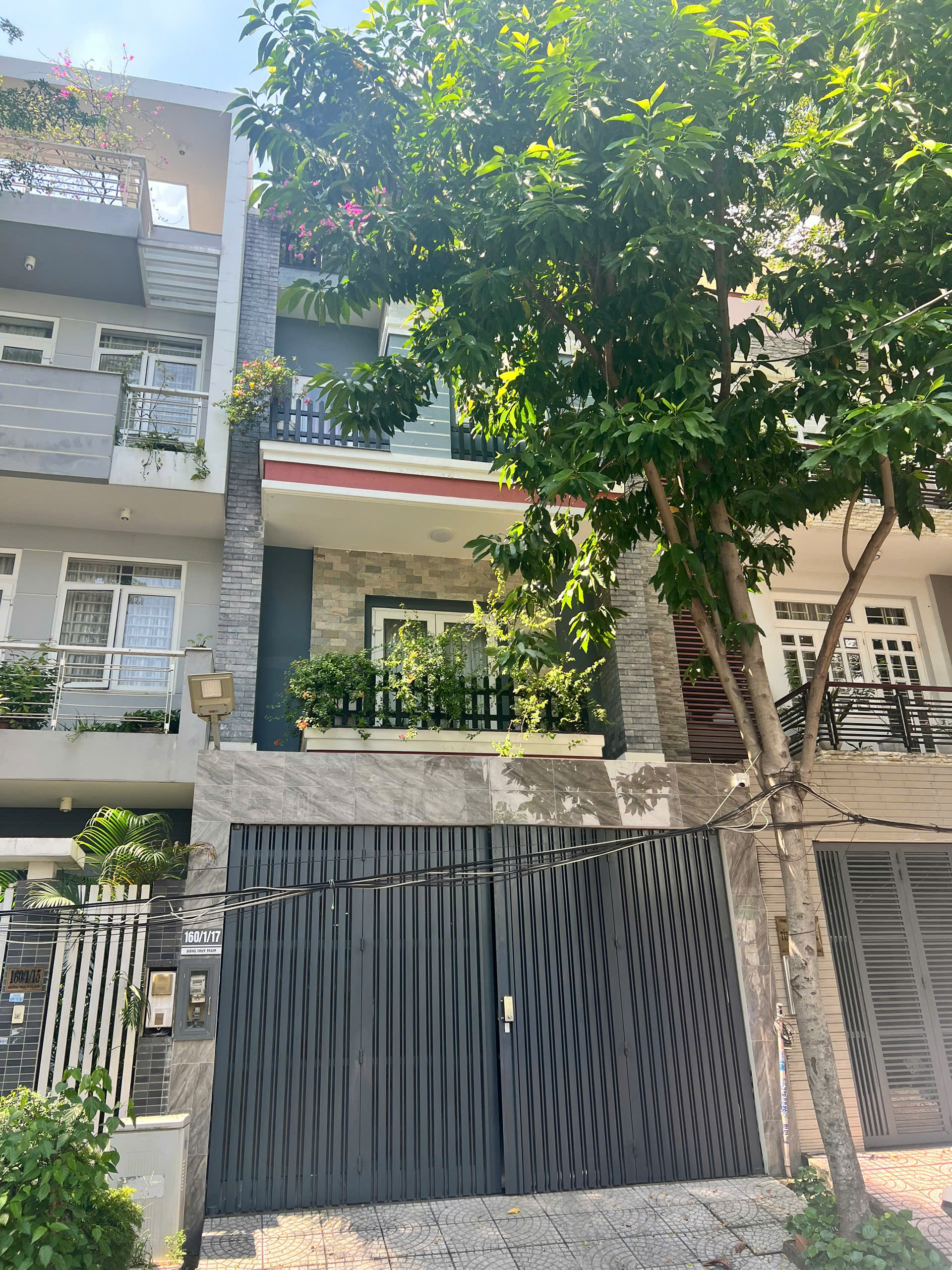 BÁN NHÀ 1 TRỆT 2 LẦU SÂN THƯỢNG TRƯỚC SAU, 70M2, 4PN- KDC BÌNH HÒA P.13, BÌNH THẠNH