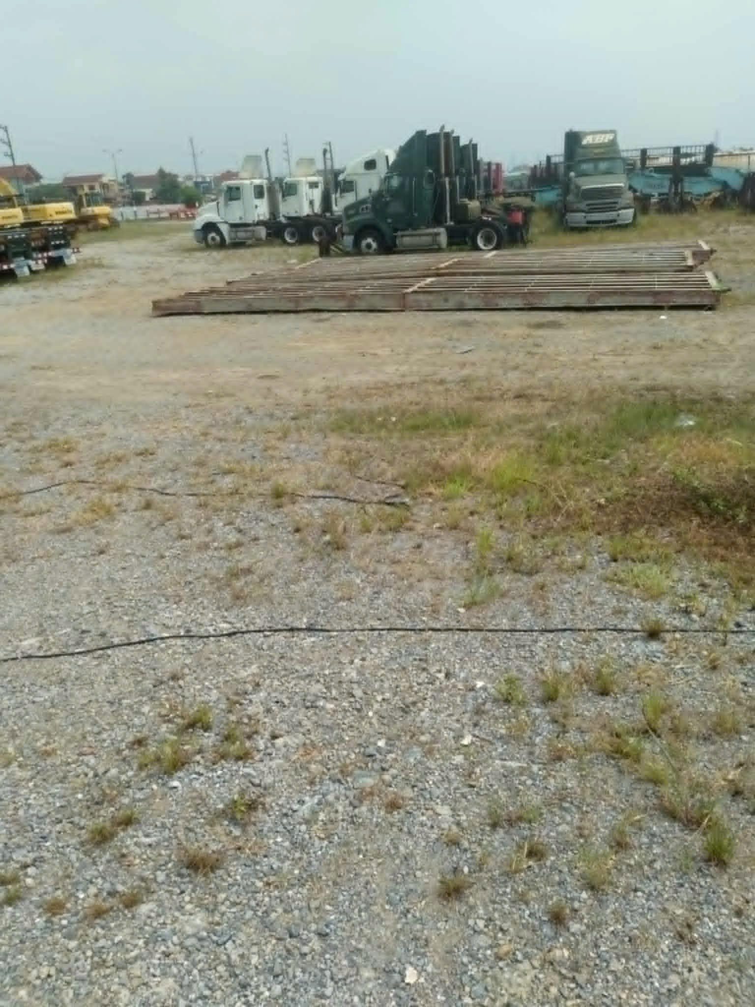 36. 	Cho thuê bãi - QL 10 Cầu Kiền, An Dương, HP
•