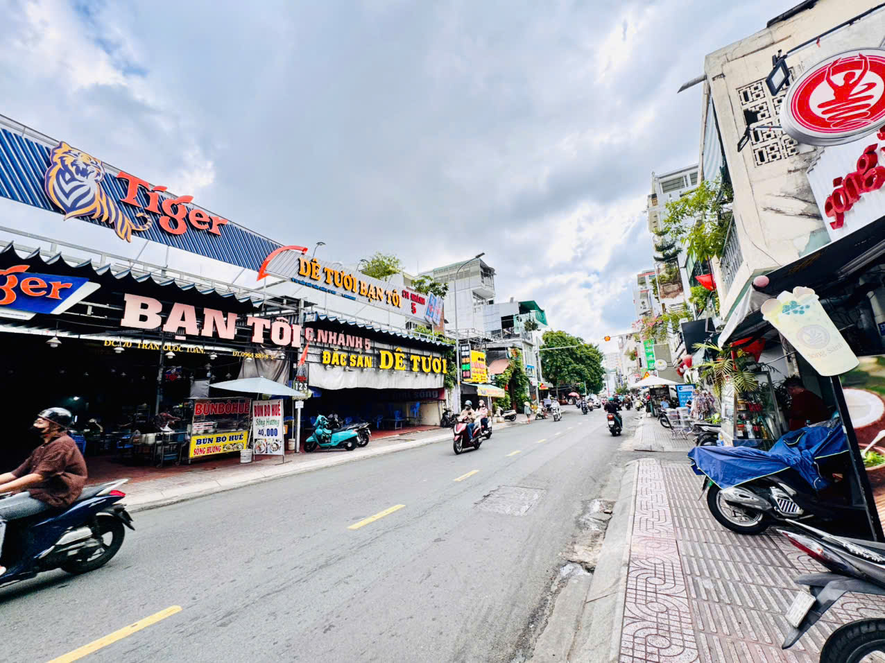 QUẬN 3: CHÍNH CHỦ XƯA 0938676685 BÁN NHÀ 2 TẦNG MẶT TIỀN TRẦN QUỐC TOẢN, P.XUÂN HÒA- CHÀO 13,5T- DT 40M2 SH VUÔNG ĐẸP- VỊ TRÍ ĐẸP NGAY NAM KỲ KHỞI NGHĨA NƠI TẬP TRUNG CÁC CƠ QUAN NHÀ NƯỚC VÀ TÒA NHÀ VP LỚN