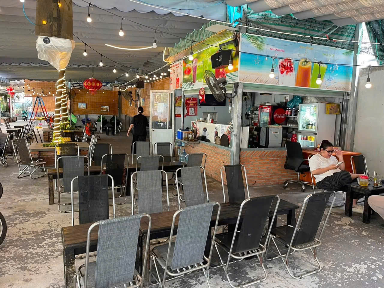 CHỐT NHANH, QUÁN CAFE S/VƯỜN - VÕNG - TRẠM SẠC - ĐIỂM TÂM, DTSD : 750 m2  ĐẸP LẮM, DT Ngang 17m x 44m , MB THUÊ RẺ CHỈ : 19 tr, Tel : 0988572025  ( chính chủ )-4