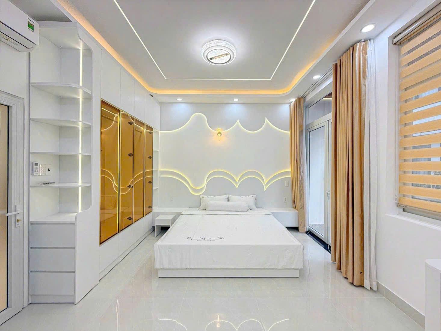 NHÀ HẺM XE HƠI GẦN VINCOM, XE HƠI ĐẬU TRONG NHÀ, 5X12M, HƠN 9.5 TỶ-3