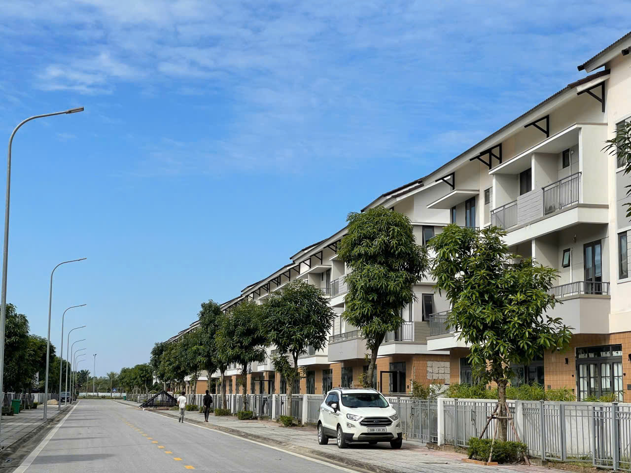 Chủ nhà định cư nước ngoài cần bán nhanh căn shophouse diện tích 120m², giá chỉ nhỉnh 8 tỷ đồng
