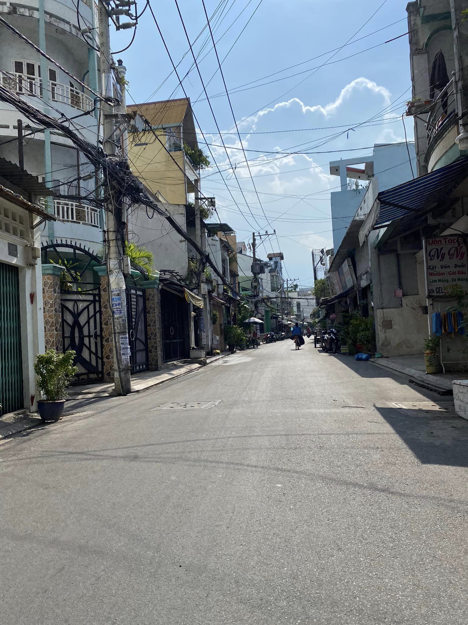 40m - Lê Văn Chí - 5 tỷ