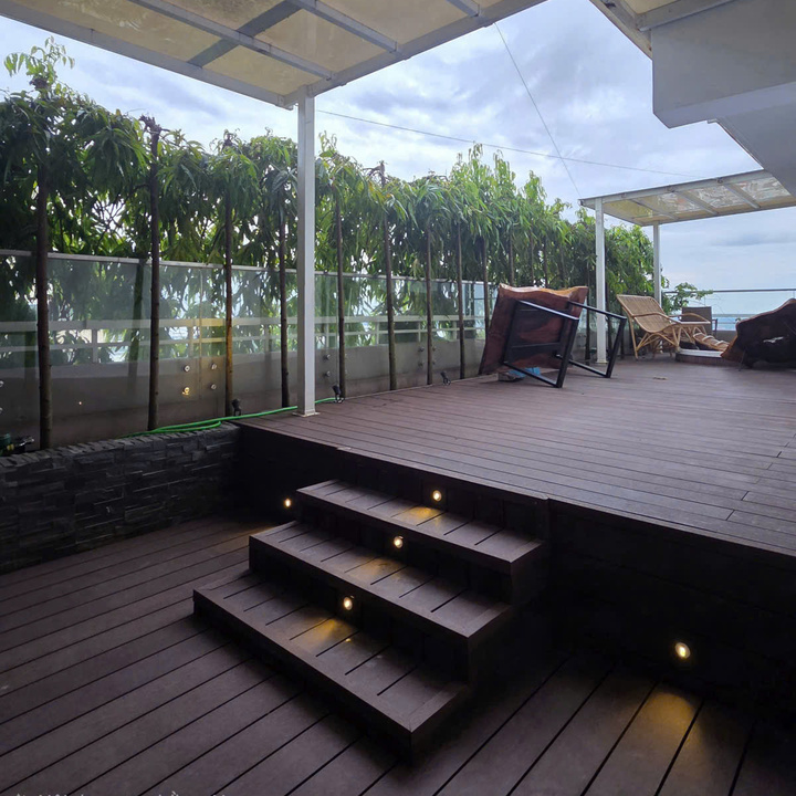 Cho thuê căn hộ sân vườn góc view song 368m²