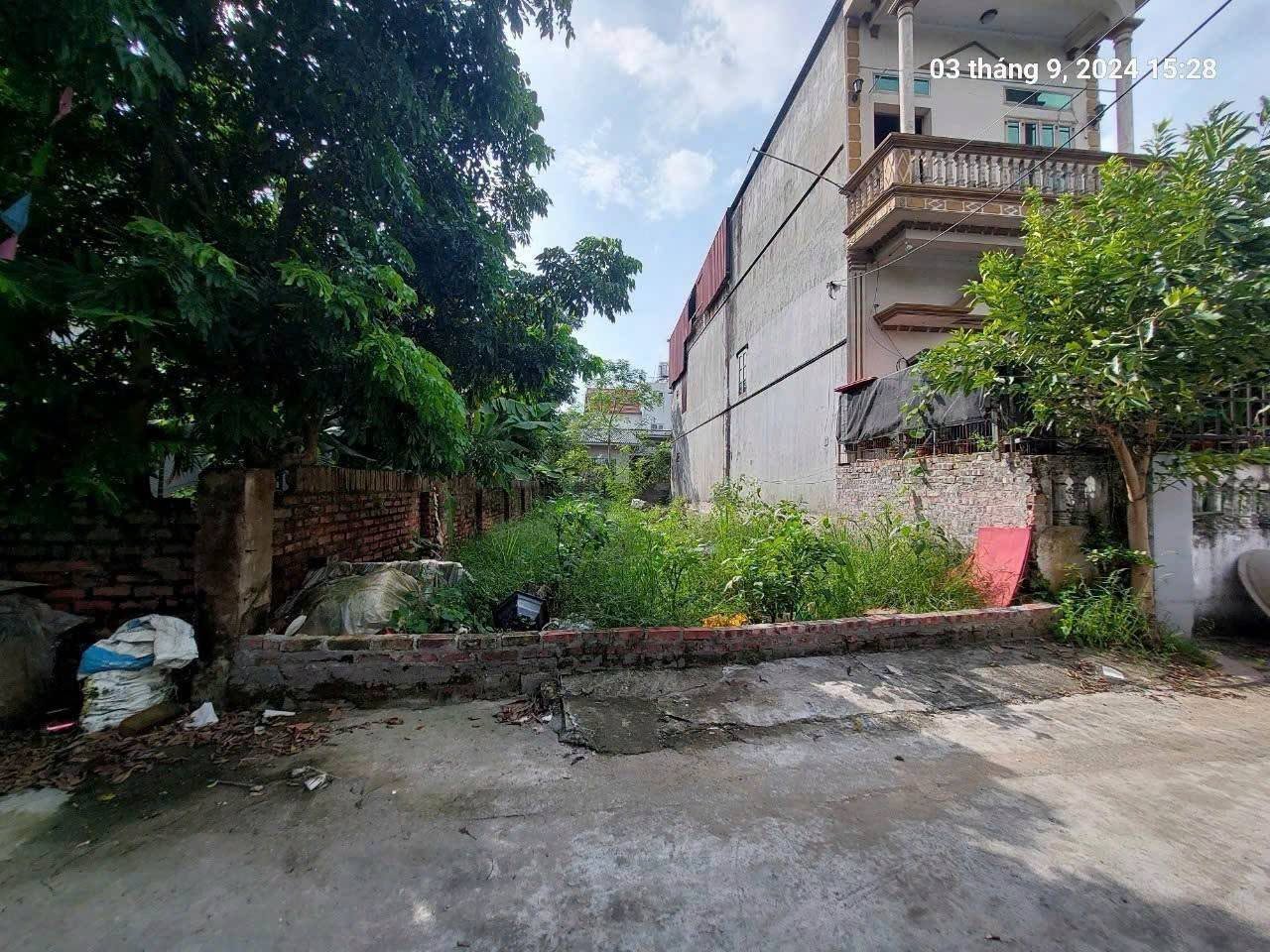 Sát Vành đai 3., đường mở QHGT 8m
Thửa 125m2, mt6m, 10.1 tỷ, ô tô 7 chỗ, thông, Bắc Hỗng, Đông Anh.