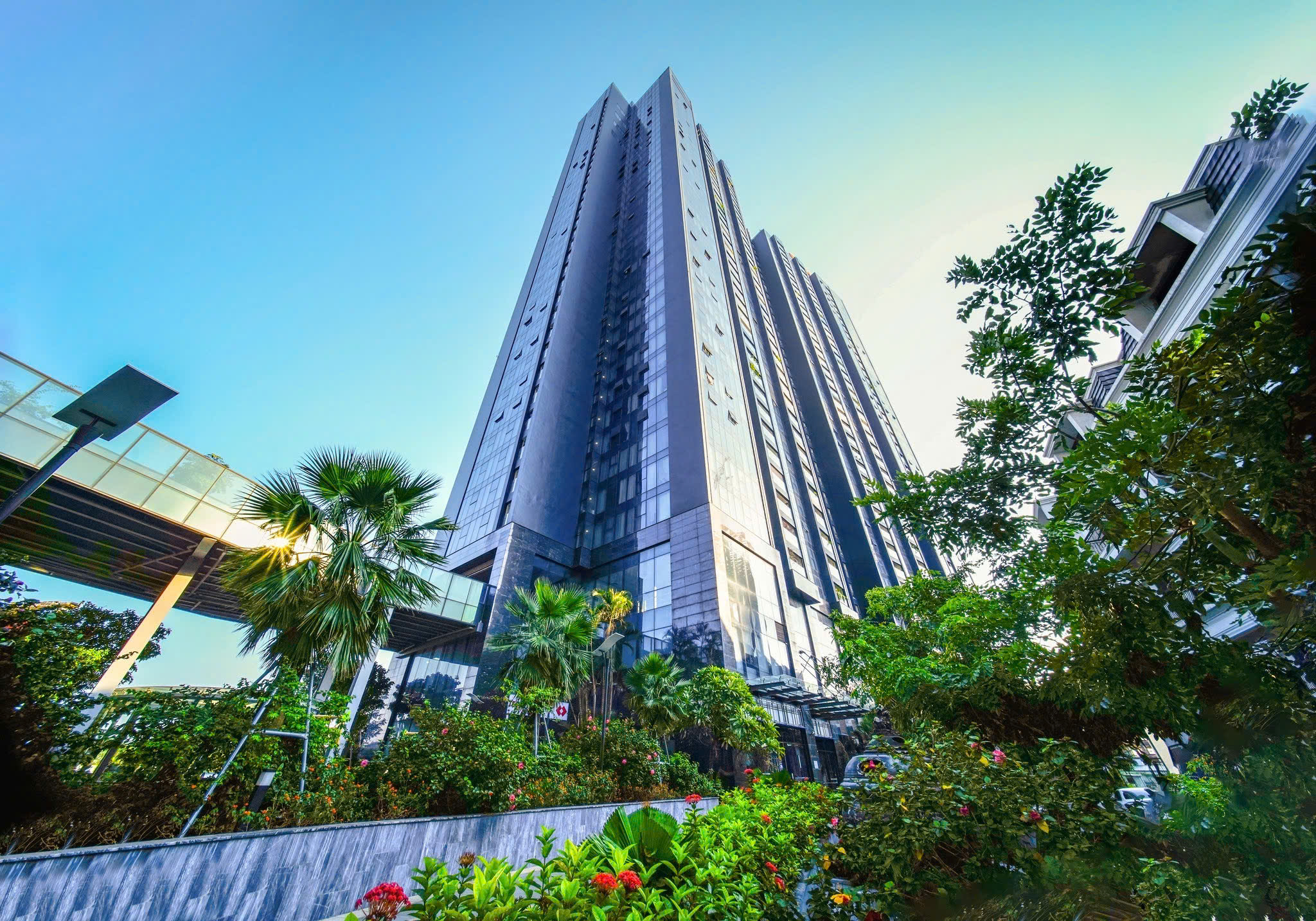 Bán shop đế Sunshine City  Đường 30m  Sẵn HĐ thuê  Giá 16,3 tỷ.-3
