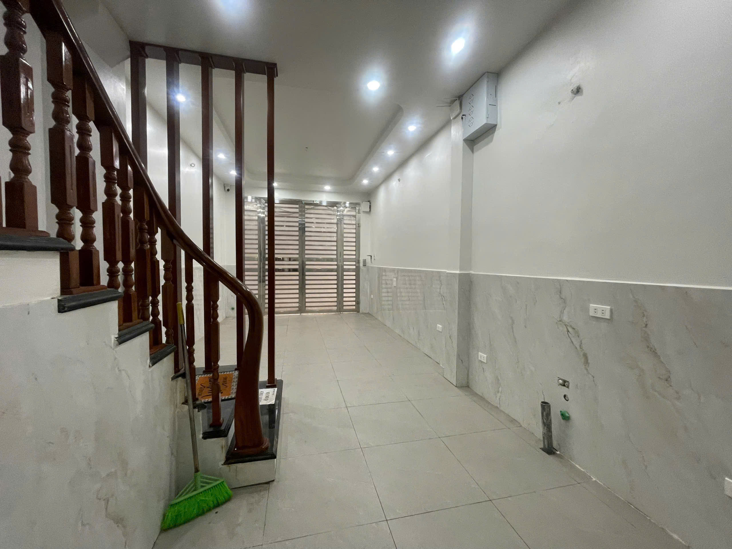 CHÍNH CHỦ CHO THUÊ NHÀ 30m² TẠI THANH TRÌ, HÀ NỘI  – FULL ĐỒ CƠ BẢN – GIÁ CHỈ 3 TRIỆU/THÁNG