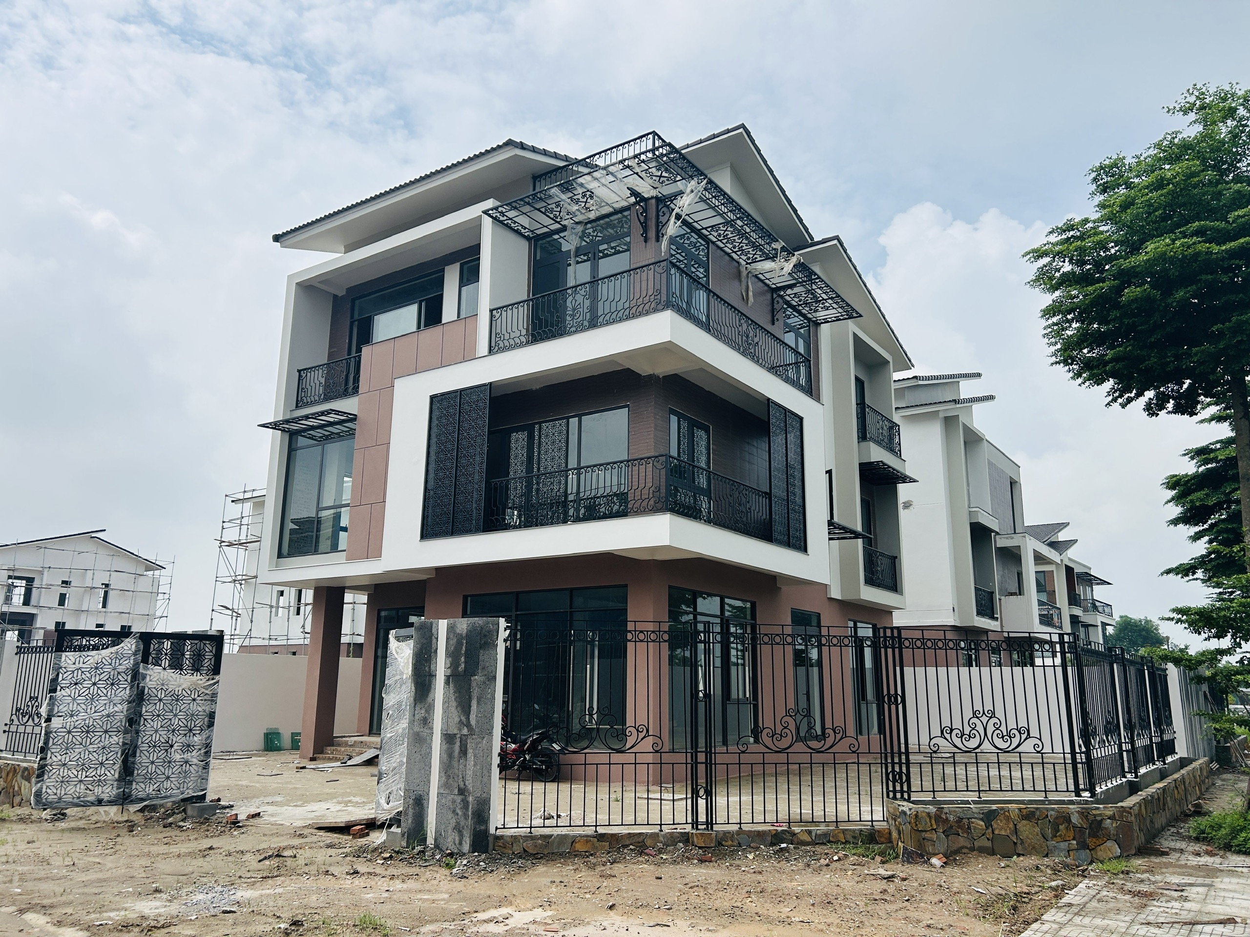 🔥🔥 GIỎ HÀNG CĂN ĐƠN LẬP GÓC VƯỜN HOA CENTA RIVERSIDE 🔥🔥