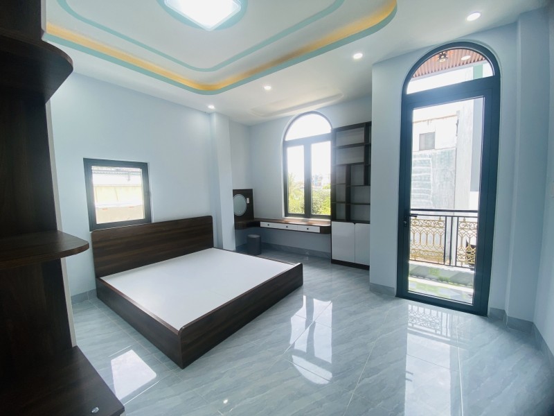 Bán nhà  đường Số 13, Long Bình, Q.9, TP HCM. DT 211m2, 3 tầng, SHR, giá 13.4 tỷ.-3