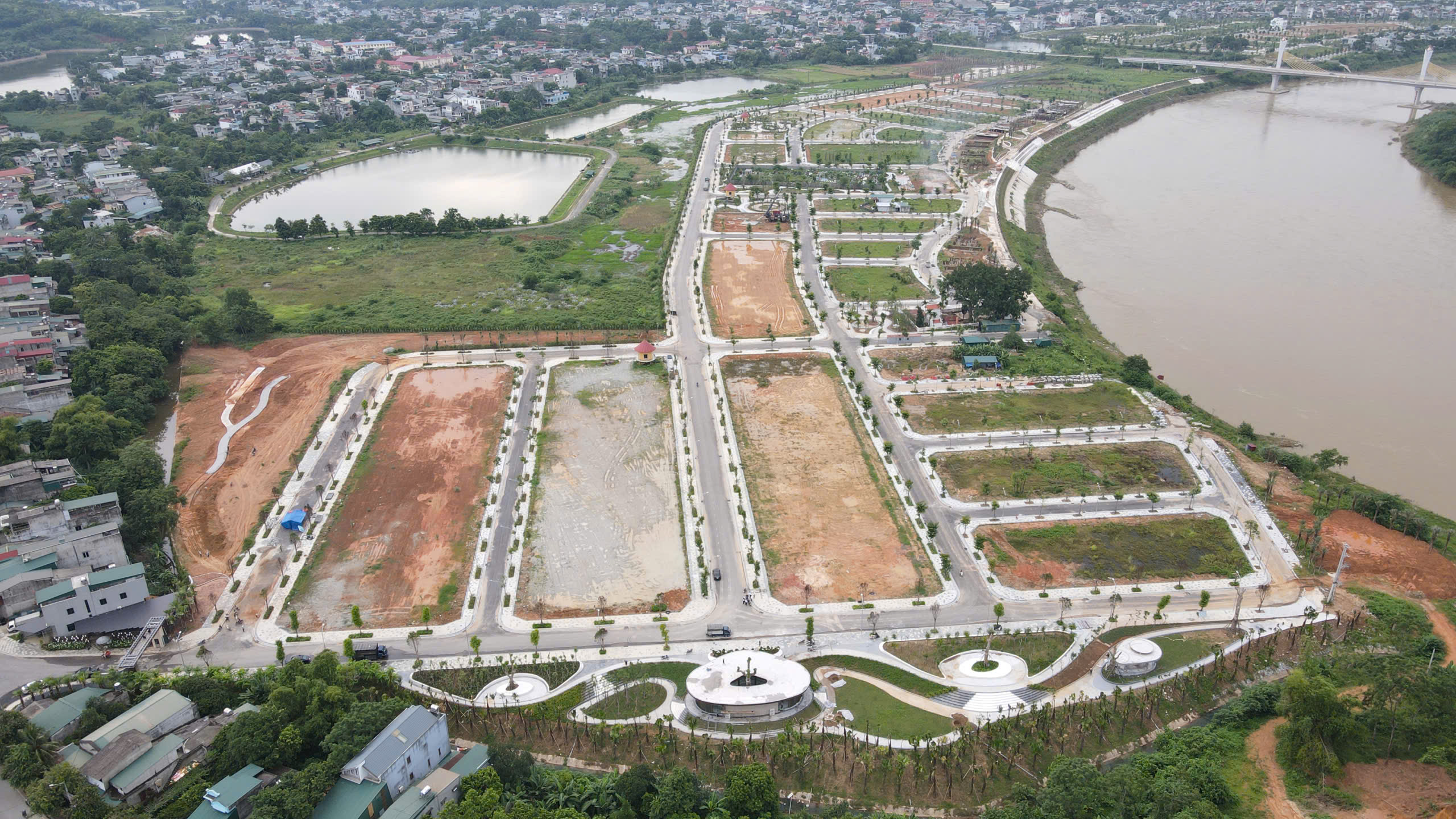 Mở bán đợt 1 dự án Times Riverside. Liên hệ Em Trường CĐT để chọn lô đẹp.