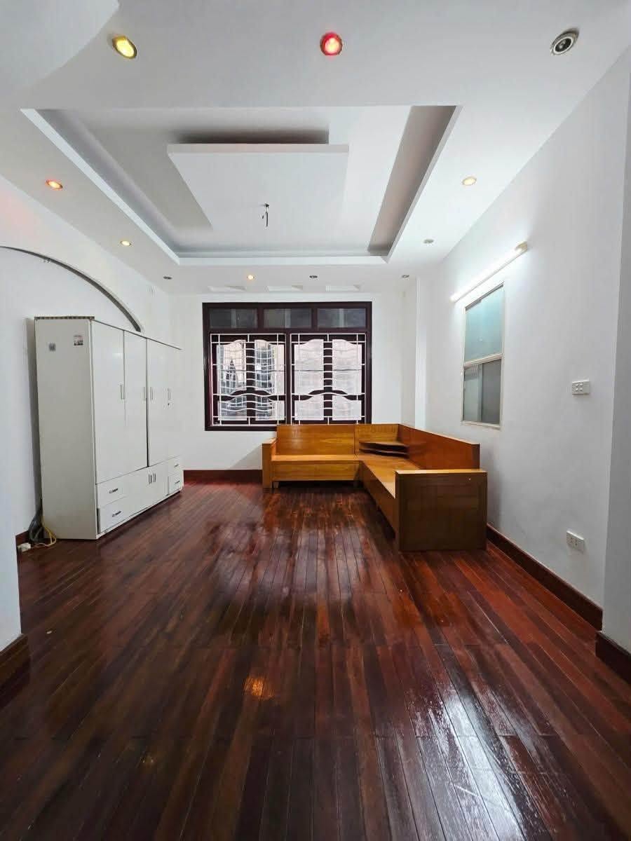 NHÀ PHÂN LÔ DOÃN KẾ THIỆN, CẦU GIẤY – Ô TÔ VÀO CỬA – KINH DOANH – 43 M2 – 5 TẦNG – MT 4 M – 277 TRIỆU/M²