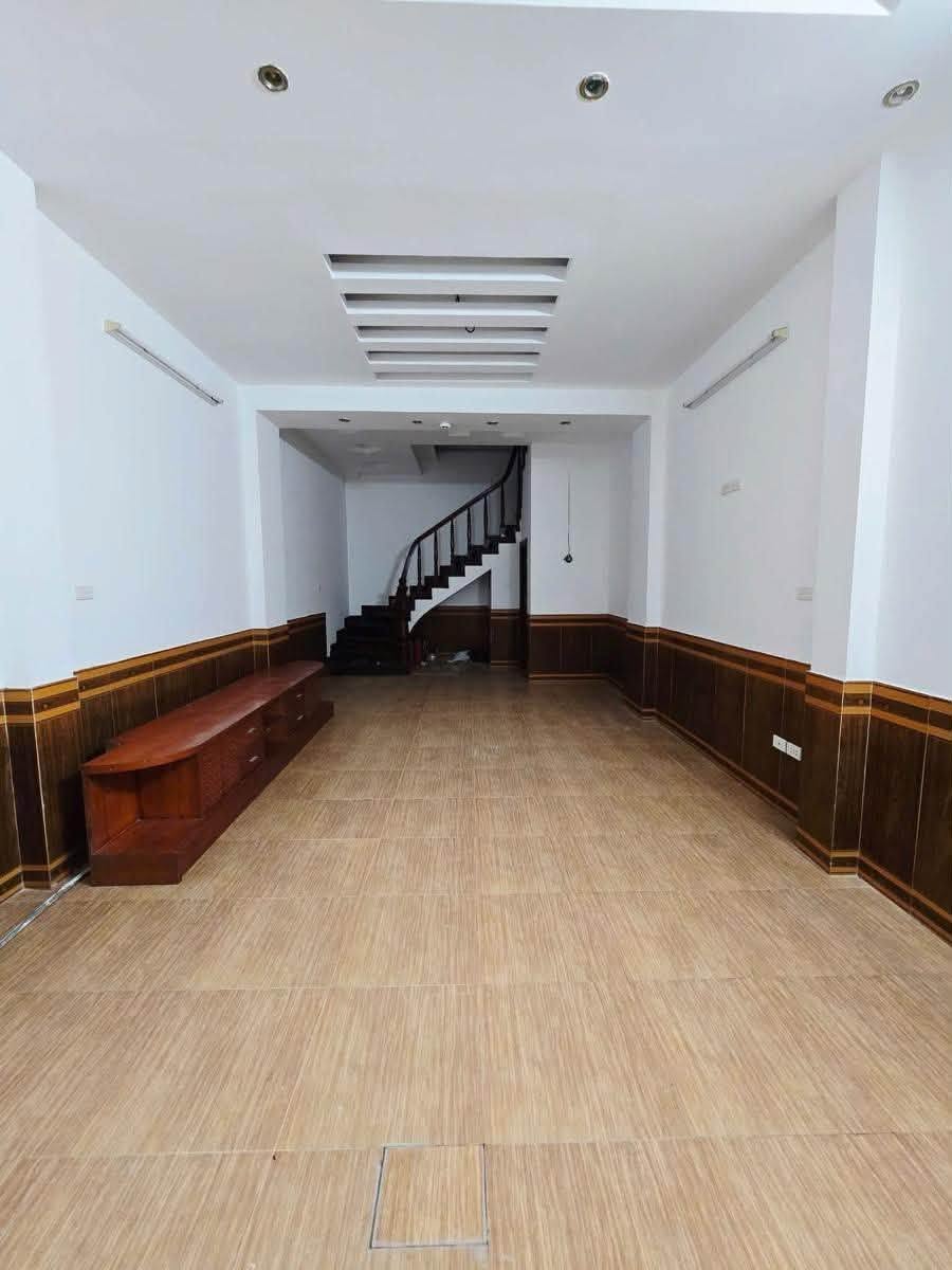 NHÀ PHÂN LÔ DOÃN KẾ THIỆN, CẦU GIẤY – Ô TÔ VÀO CỬA – KINH DOANH – 43 M2 – 5 TẦNG – MT 4 M – 277 TRIỆU/M²-3