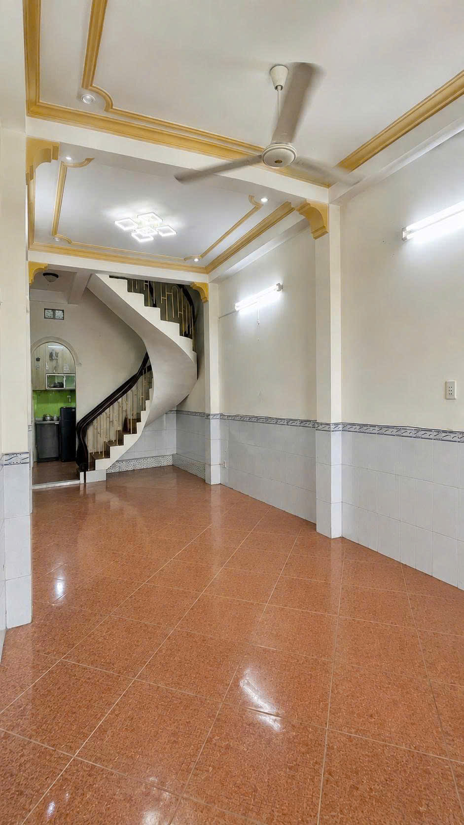Nhà hẻm Ô tô Cách Mạng Tháng Tám, QUẬN TÂN BÌNH, 3.4 x 13m (40 m2), 6.9 tỷ