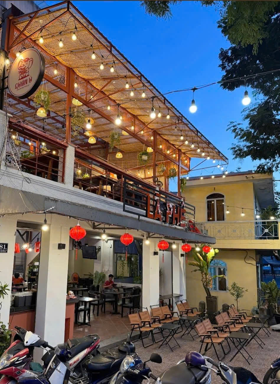 CHÍNH CHỦ CHO THUÊ MẶT BẰNG QUÁN ĂN TRUNG TÂM QUẬN 1 Vị trí: Mặt tiền đường Hoàng Sa, Quận 1, TP.HCM