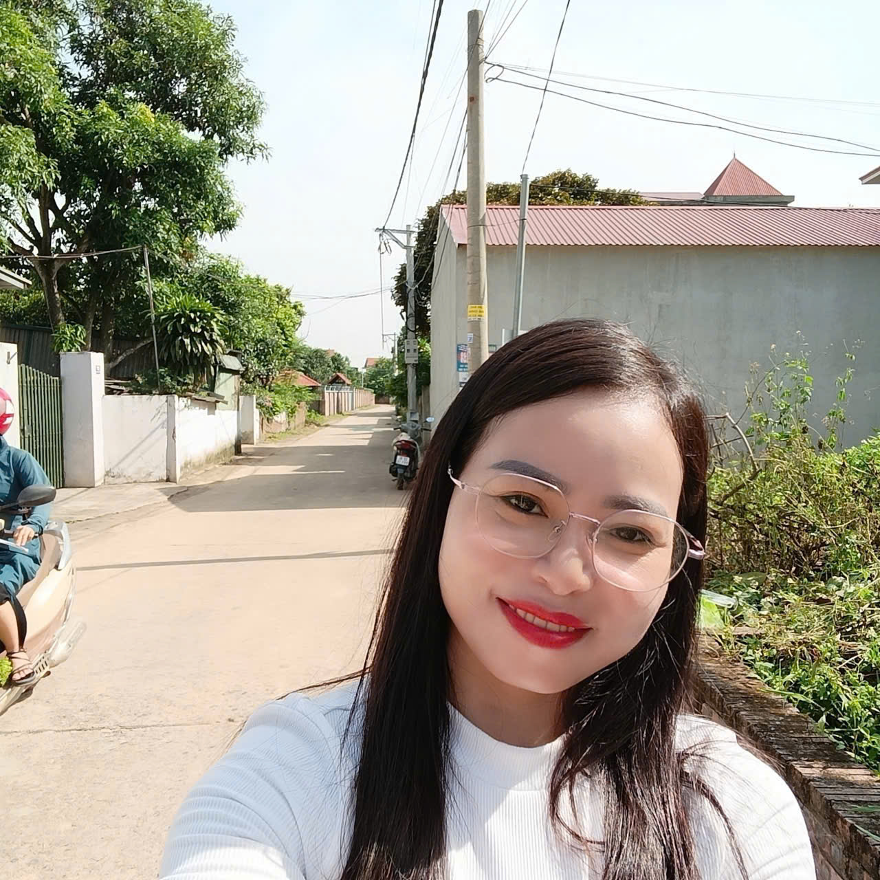 CHỤC CHÍNH KINH DOANH ,DIỆN TÍCH 100 M FUN THỔ CƯ ,GIÁ CHƯA ĐẾN 3 TỶ ,ĐẤT CÁC CON  ĐƯỜNG 1500 TỶ 800-900 M ,TRƯỜNG HỌC CẤP 1 THANH SƠN 300-400 M