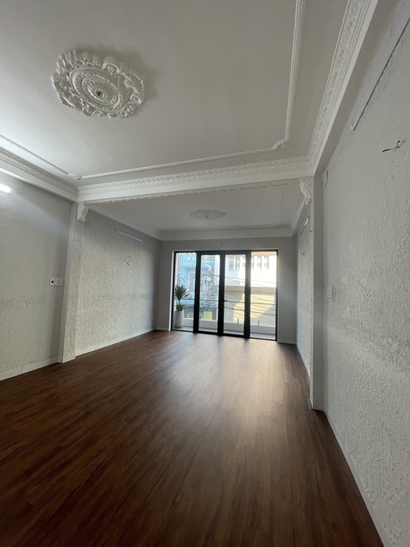 ♪ giảm Sâu hơn 1 tỷ MT Huỳnh Thúc Kháng, gần Nguyễn Văn Linh, 70m2, 4 tầng, 7 Phòng KD-3