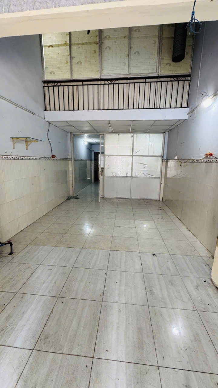 Gấp bán nhà mặt tiền KD  Đ Số 11 BHH gần Aeon Tân Phú gần chợ 26/3-2 Tầng 60m2-5 tỷ7