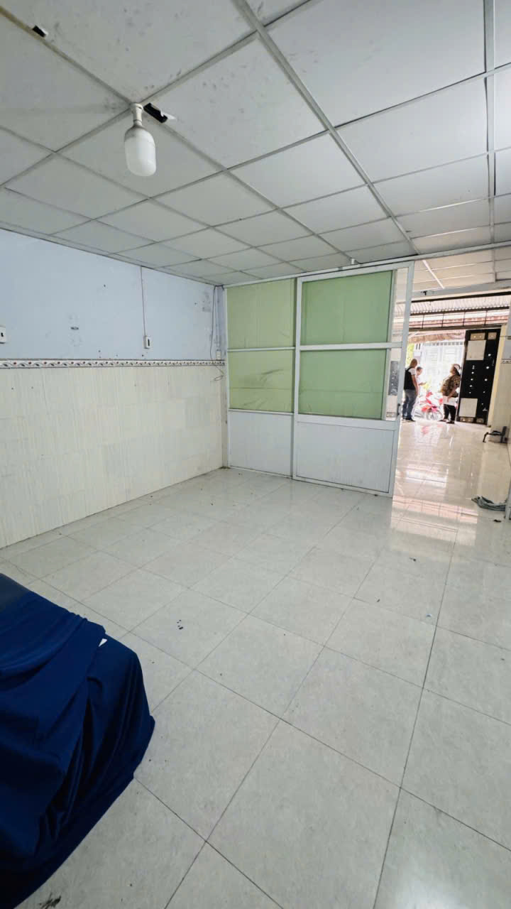 Gấp bán nhà mặt tiền KD  Đ Số 11 BHH gần Aeon Tân Phú gần chợ 26/3-2 Tầng 60m2-5 tỷ7